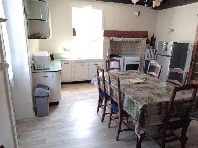 Maison Au Bord De La Riviere Dronne En Perigord Vert Saint-Front-la-Rivière 외부 사진